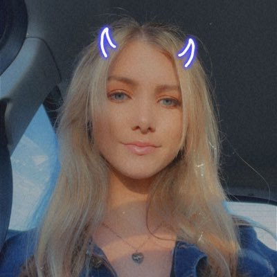 roselynnlouise's profile picture. it’s a beautiful day to be alive 🤍 the most capricorn capricorn to exist 🪐 I have a cat 🐈‍⬛🐈 yes i’m a taylor swift fan and no that is not all I listen to