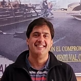 Militante Peronista.
Técnico Dirección de Vialidad Bs.A. Director FM. Radio Music. 100.5 Saladillo. 100.5 25 de Mayo. 102.7 Chivilcoy. 95.7 Las Flores