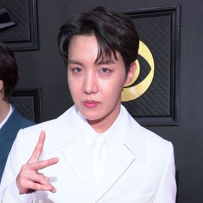 Dan160421's profile picture. ✈️💜