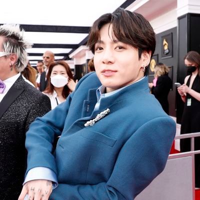 (づ^⌔^)づ BTS⟭⟬ 💜 ARMY⟬⟭
cause of death: bangtan boys
