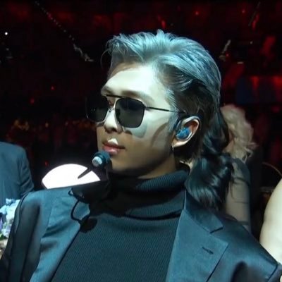 vtaeroll's profile picture. 