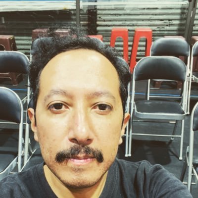 Yuriefnieves's profile picture. Productor musical de artes escénicas | @CNTeatromx | Música para niños en @BalaPresenta | @laimprolucha | @sumercemx | Diseño sonoro y papá de alto rendimiento.