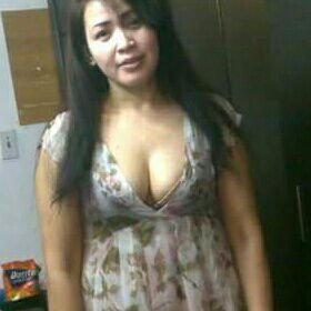 TANTE girang SEXY
#tantegirang
#tantegirangjakarta
#tantekesepian