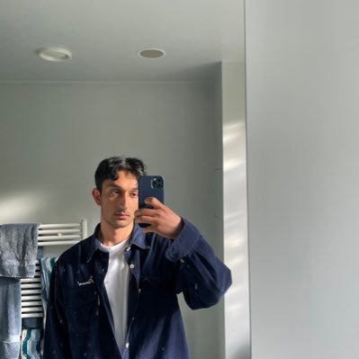 zahir__shah's profile picture. 21