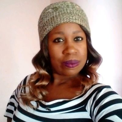 Thabilindakans1's profile picture. Smile