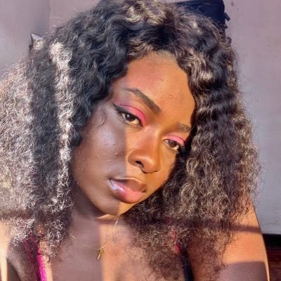 Barrister in the making 👩🏾⚖️
Daughter of “ I AM”
Dark skin woman❤️🇨🇲