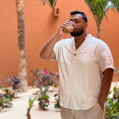 Alv1H's profile picture. bengali big baba 🇧🇩