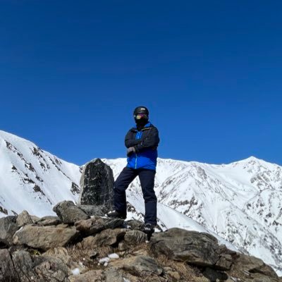 hakuba_k1_saka's profile picture. 自称“山猿”ですが、万年初級者です。雪山と温泉と麺類が大好物です。またドライブ、車中泊、ハイキングもします。⛷⛰♨️🍜🍝🚗😪