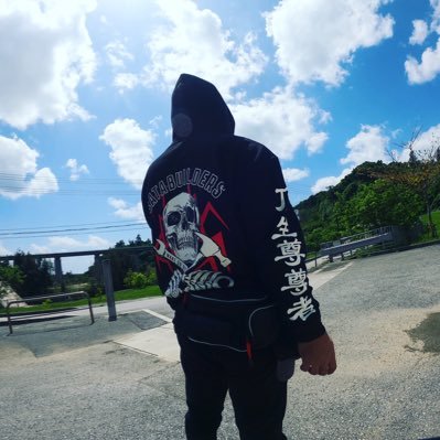 Xx_zero1000_xX's profile picture. シングルファザー/#Eminem は神。#ダーツ。#フットサル。#cod #fps #zrx1200daeg #バイク #猫 #トラック /働く車応援 /3Kの産廃屋