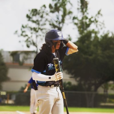 Eloyserrata4's profile picture. 3 sport athlete ⚾️🏀🏈 C/O 2024 3.9 GPA🎓 height -5’9 weight 165 easerrata@icloud.com