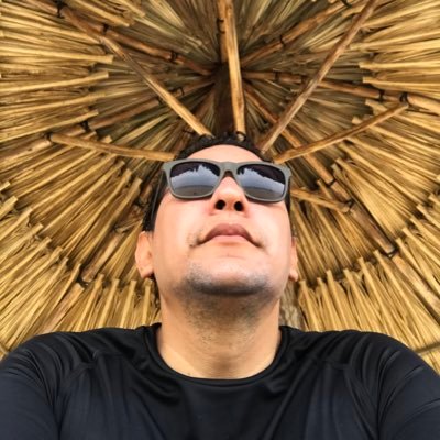 JoseMedinaAc's profile picture. El secreto está en envejecer con recuerdos, no con sueños.