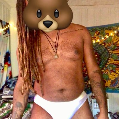 Omnipied's profile picture. Some feet guy lol