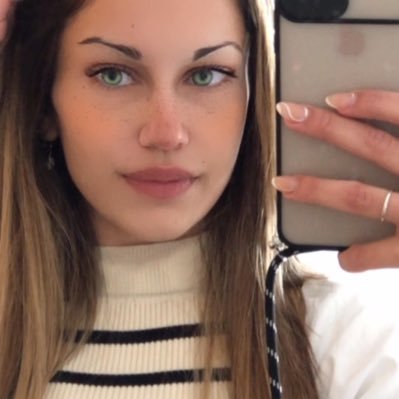 joanafjeronimo's profile picture. 🦋