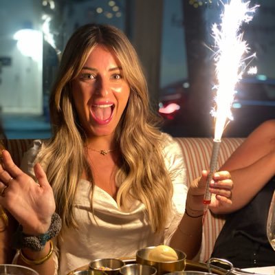 OliviDUH's profile picture. sophisticated mood swings.