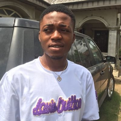 Banexpeter's profile picture. The 🎒 😎