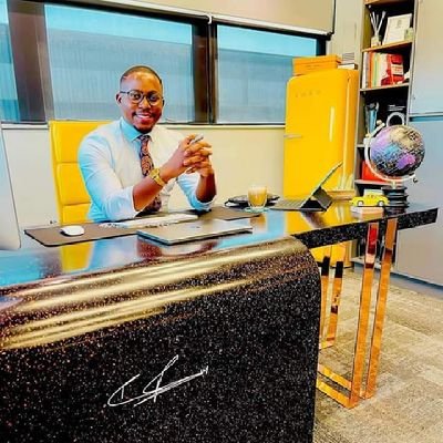 Business magnate Global entrepreneur🌍 Business adviser✍️ Motivation Speaker 🎙️
