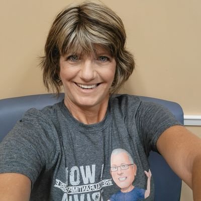 Mother of 5, die hard wrestling fan, lover of music & Marvel.  Living daily with blood cancer.  Gratitude to Robert Irvine and Fitcrunch.