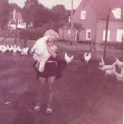 Mariann69857630's profile picture. Arachnofoob