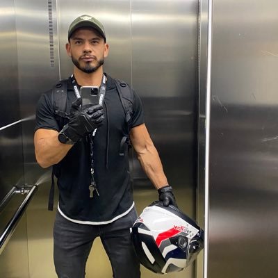 fleon0223's profile picture. la vida es corta, vamos hacer de este paseo algo bello