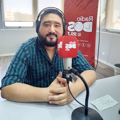 Difusor del Chamamé - Conductor de Radio.
Radio Dos 99.3 - Sábados 13hs