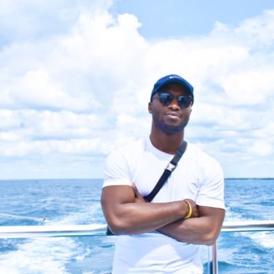 Minding my business, building a business etc. S/o to the MAB 🤘🏾. Cologne aficionado.