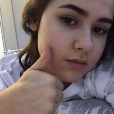 CarolBe98054673's profile picture. 