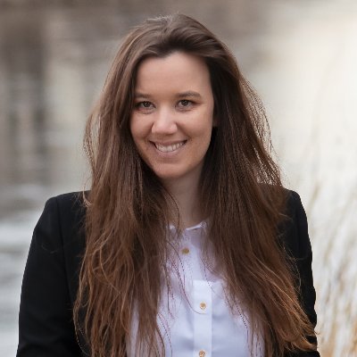 Creator of https://t.co/SkdovfPlEX | Emergency Medicine resident | R #dataviz nerd | #SciComm writer | tweets my own views and not medical advice