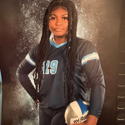 Niyah Lester 6’2 MH #29 GPA 3.4 Class of 2024! Rockcity volleyball 🏐🫶🏾