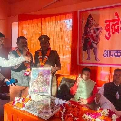 VishvaD71272237's profile picture. Hero