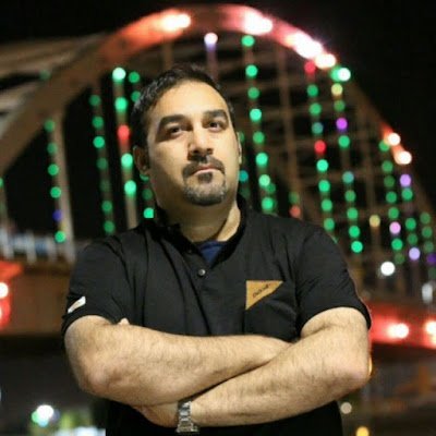 شاعر. مترجم
کتابها: ۱. تبعیدگاههای پروردگار۲. صحنه و آینه ها۳ تحلیل کهنالگویی چهار منظومه عاشقانه ۴.خاطرات آبله رو ۵ تاکستانی در رهگذر