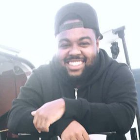 reissrobinson's profile picture. 