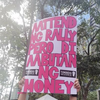 knipleni's profile picture. 