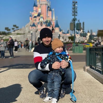 Lee911611's profile picture. …