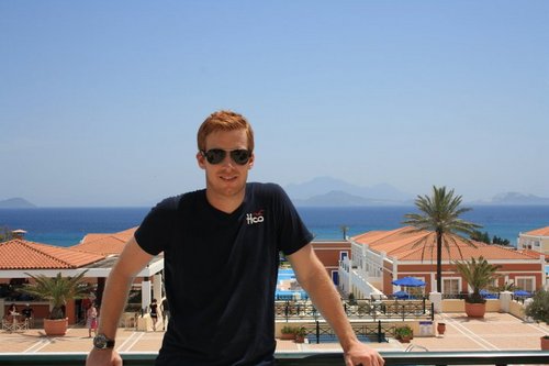 tollers1984's profile picture. I pick up a racket and go and play....then I go and cheer on the Mighty Reds!!!