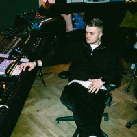 KAMILO (@maybechampagne) 's Twitter Profile
