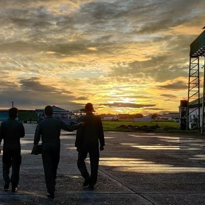 Cey2Gee's profile picture. Finding the best path but enjoying each of my choice
Graphology .calligraphy .to avgeek to investing .open ideas are still acceptable, dm  for new journey ..