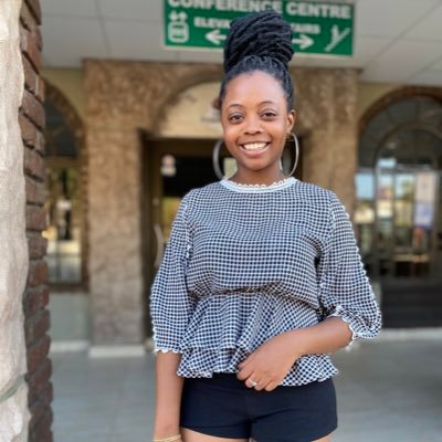 TissaMagano's profile picture. 📌To live, love and create fearlessly @najwazebian