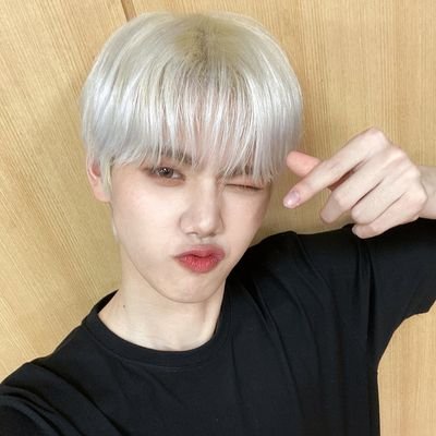 CRAVITY/02/21학번/혼자 많이 떠듬