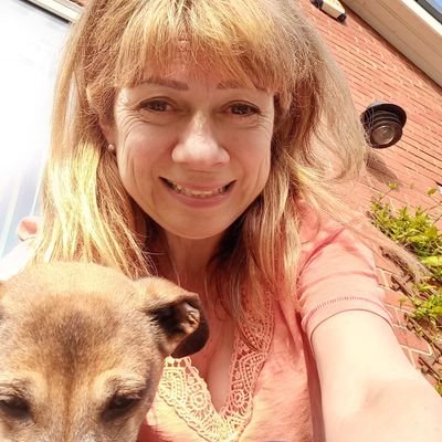 Hospice Befriender admin, devoted cat and dog mum.  Volunteer at  Cinnamon Trust & Marie Curie.  Supports WAY, Pet Blood Bank UK  INFJ empath