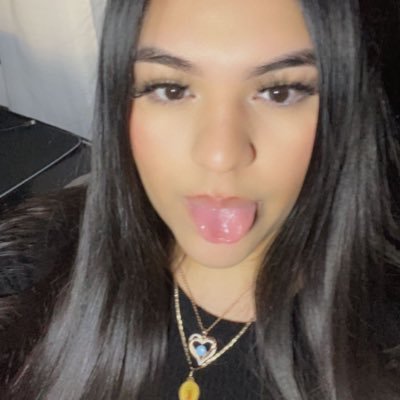 ayooginaaa's profile picture. 