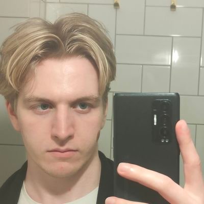 tyty_daniel's profile picture. 23. tech seo person. ~3~. any pronouns.