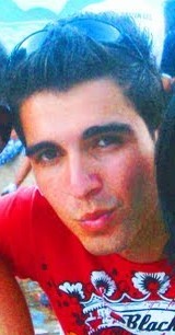 Twiter oficial de Alessandro Durães.
Piloto, cantor, compositor, jogador, lutador, corredor, apresentador,escritor, ator, autor e MENTIROSO....