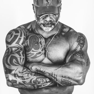 SkipRobinson1's profile picture. Fitness Model/IFBB Pro
WVU Mountaineer Letterman
Tang Soo Do Black Belt