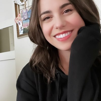 33nBeebe's profile picture. Author of second chance romances from the dark contemporary to the depths of the apocalypse. ❤️ Full-service editor ✍🏻 A champion for your vision!