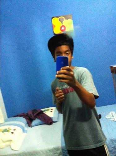 Queria ser um baseado,
nascer em seus dedos, morrer em seus lábios.......
E fazer sua cabeça!!!!!! #FOLLOW