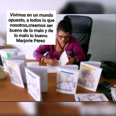 Figura Publica Artista Literario, Pensador, entre otros.  
muchos son lo que dicen escribir, mas  son pocos nacemos con la pluma en la mano.
Mar Pérez Autora