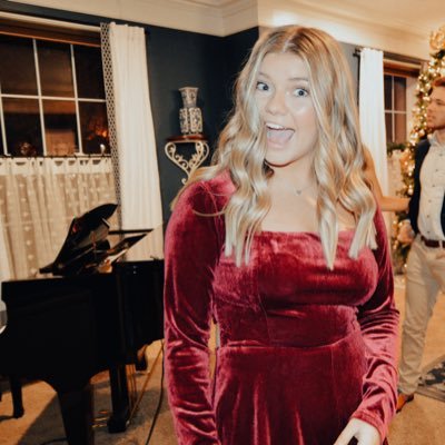 emilyschle's profile picture. ☆ life without limits ☆