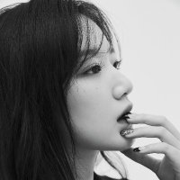 예민민(@LilyYee15) 's Twitter Profile Photo