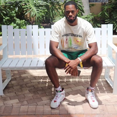 pc23__'s profile picture. Queens🗽