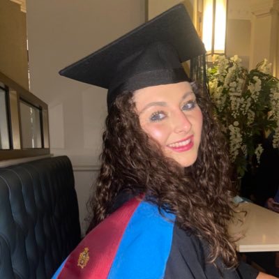 English Secondary Teacher 👩🏽‍🏫 BA HONS Linguistics Graduate 👩🏽‍🎓 Zumba instructor ❤️